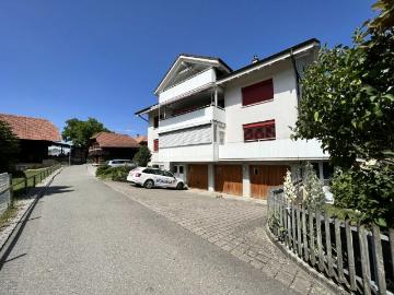 Grosszügige Dachwohnung mit viel Charme