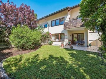 Großzügige DHH mit Einliegerwohnung und Garten in ruhiger Wohnlage