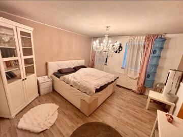 Großzügige Doppelhaushälfte mit Garten & Garage in Oberdorstfeld