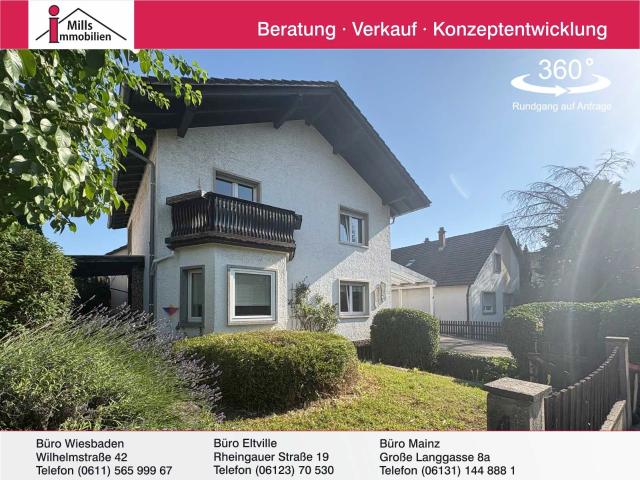 Großzügige Doppelhaushälfte mit hübschem Garten, Terrasse und Balkon in schöner Lage