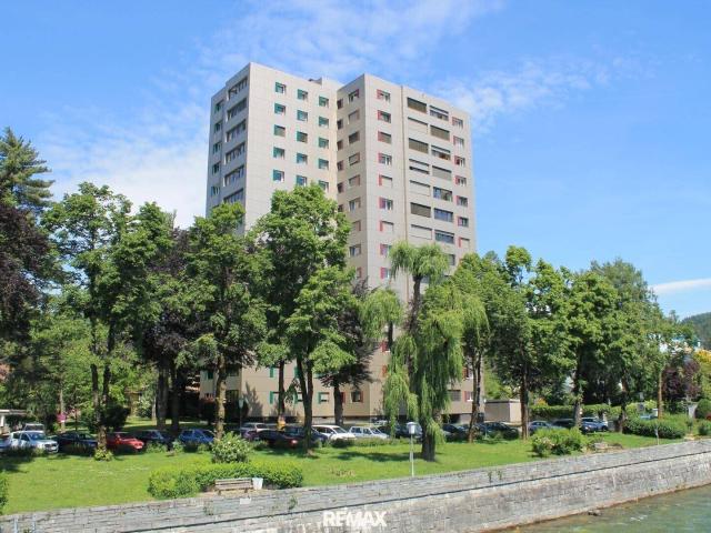 Großzügige Eigentumswohnung mit Loggia, Garage und Lift – Wohnqualität in Zentrumsnähe