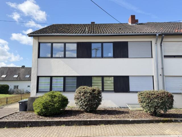 Großzügige Erdgeschoss Wohnung mit Terrasse & Garten in begehrter Lage von Merzig