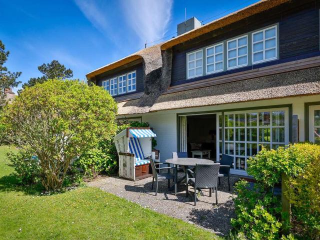 Großzügige Erdgeschosswohnung mit Ost und Westterrasse