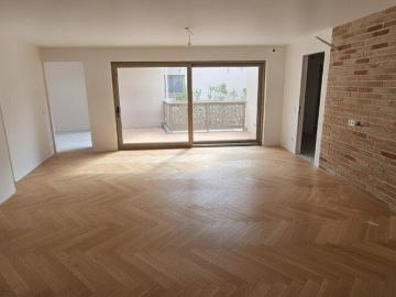 Großzügige Erstbezugswohnung mit zwei Terrassen in zentraler Lage von Baden