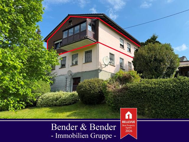 Großzügige Etagenwohnung mit Wintergarten und Sieg Blick!