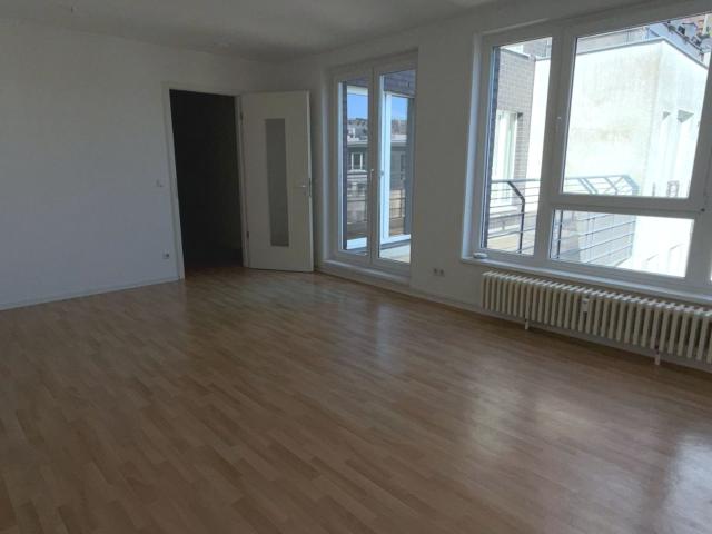 Großzügige Familienwohnung mit Gäste WC freut sich auf Sie!