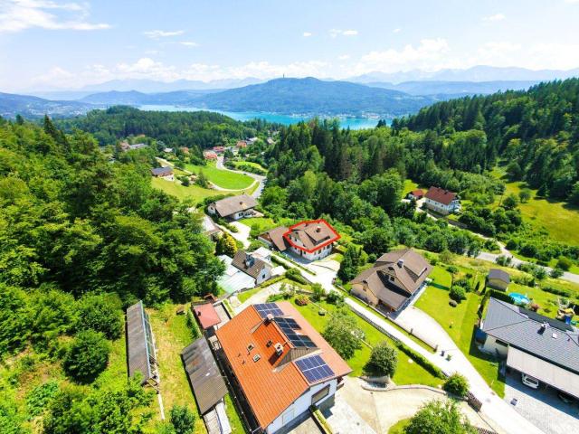 Großzügige Ferienwohnung mit 4 Schlafzimmern, sonnigem Balkon und naturnaher Lage nahe dem Wörthersee