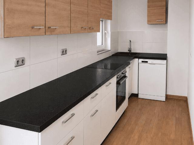 Großzügige, frisch sanierte 3 Zimmer Wohnung mit 120 m² in Sulz im Wienerwald zu vermieten