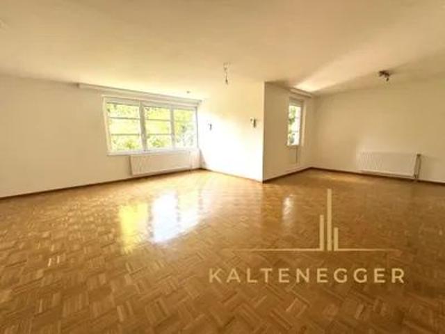 Großzügige Gartenwohnung in Grinzinger Bestlage