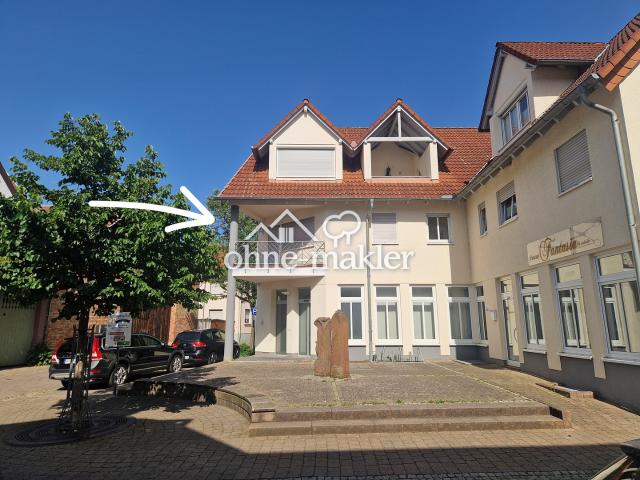 Großzügige, helle 4 Zimmer Wohnung im Herzen von Harthausen