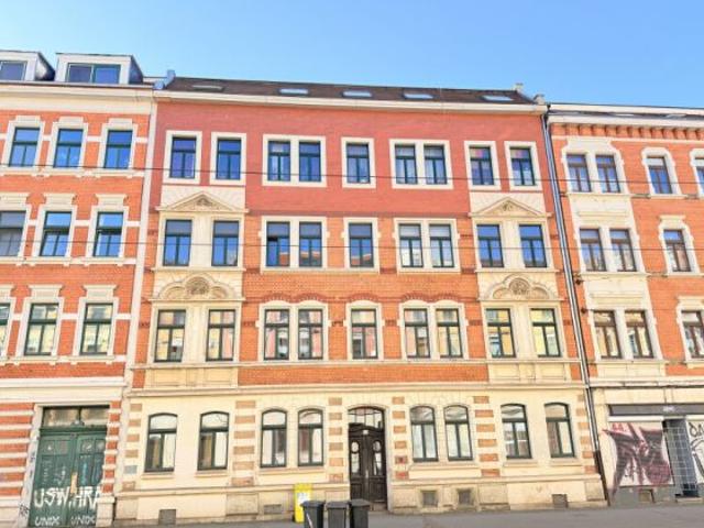 Großzügige helle 2 Raumwohnung !