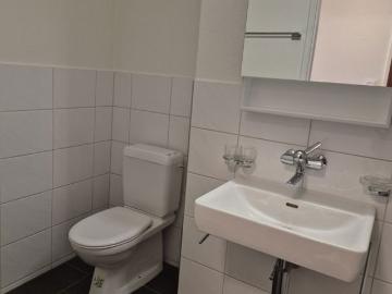 Grosszügige helle 2.5 Zimmerwohnung