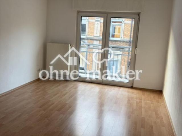 Großzügige, helle 3 Zimmerwohnung in Südstadt