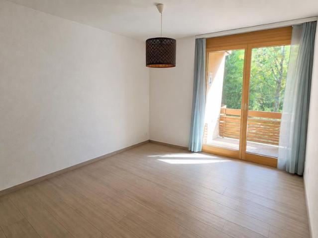 Grosszügige, helle 3,5 Zimmer Maisonette Dachwohnung an zentraler Lage