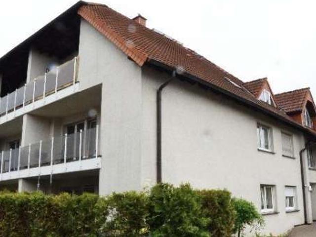 Großzügige, helle Wohnung zu vermieten