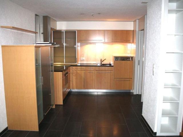 Grosszügige Hochparterre Familienwohnung