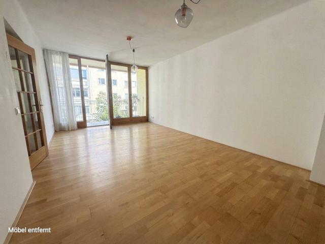 Großzügige hofseitig ausgerichtete 4 Zimmer Wohnung mit Balkon beim Augartenzu Kaufen!