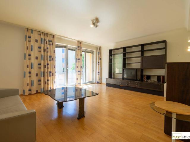 Großzügige, komplett möblierte 4 Zimmer Wohnung mit Loggia in Wien Donaustadt – ab sofort verfügbar 1.590, € inkl. HZ/WW