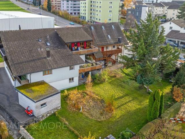 GROSSZÜGIGE LIEGENSCHAFT MIT EINLIEGERWOHNUNG ANGEBOTE WILLKOMMEN