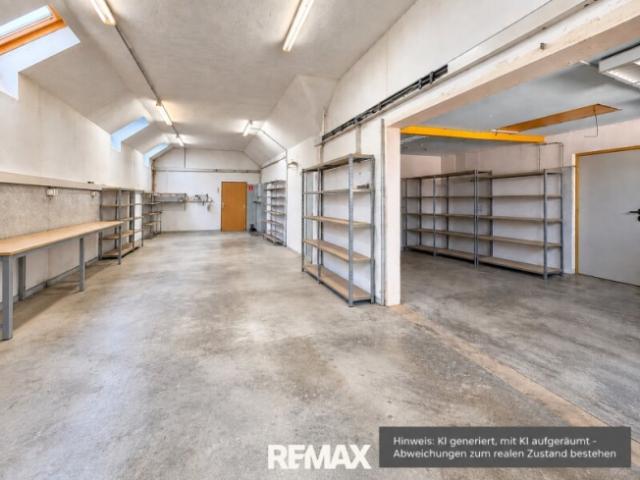 Großzügige Liegenschaft mit großer Werkstatt, Lager, Büros ca. 238m² Nutzfläche und Wohnung ca. 93m² Wohnfläche im Obergeschoss