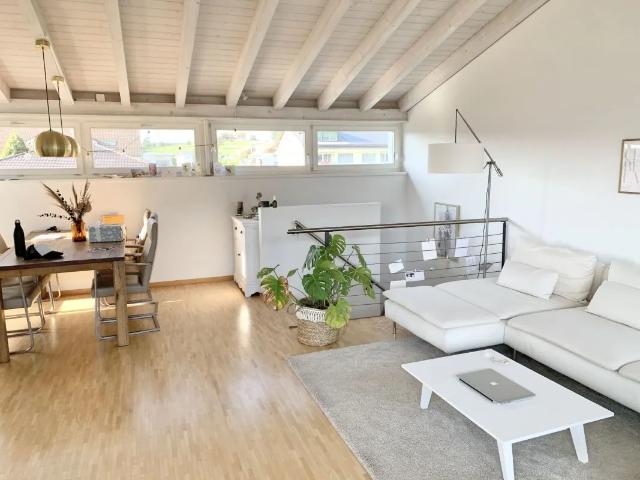 Grosszügige Maisonette Wohnung in Inwil