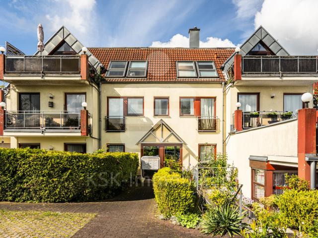 Großzügige Maisonette Wohnung mit Garten