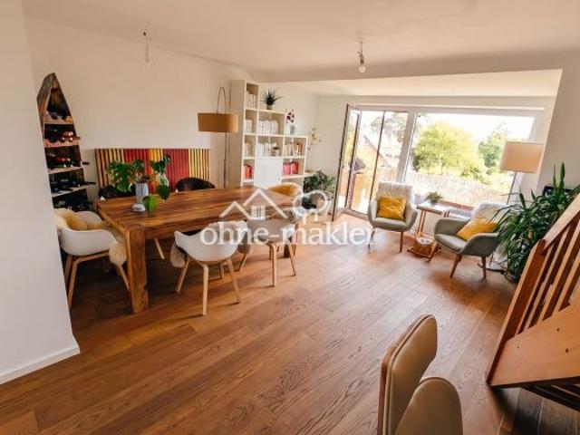 Großzügige Maisonette Wohnung mit Süd Balkon in Zentrumnähe