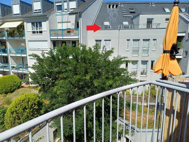 Großzügige Maisonette Wohnung mit zwei Dachbalkonen