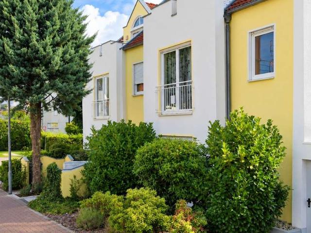 Großzügige Maisonettewohnung mit 3 Balkonen in Aschaffenburg Obernau