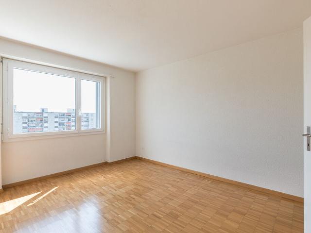 Duplex/two level with 7 rooms for rent in Bellach 185 m² | dreamo. Ch