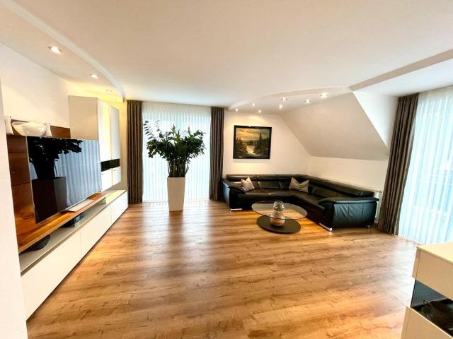 Großzügige Maisonnette Wohnung von Privat AmshausenKünsebeck