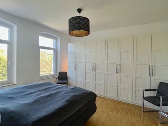 Großzügige,moderne 3 Zimmer Wohnung mit kleinem Balkon,Gäste WC, Außenstellplatz in idyllischer Lage