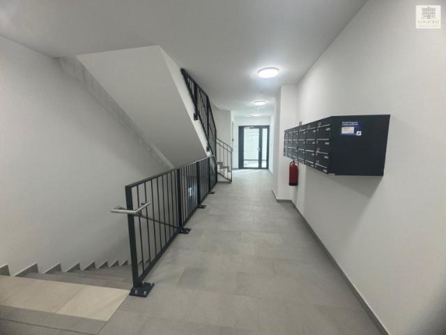Großzügige Neubau Wohnung mit privatem Garten und Sonnen Terrasse