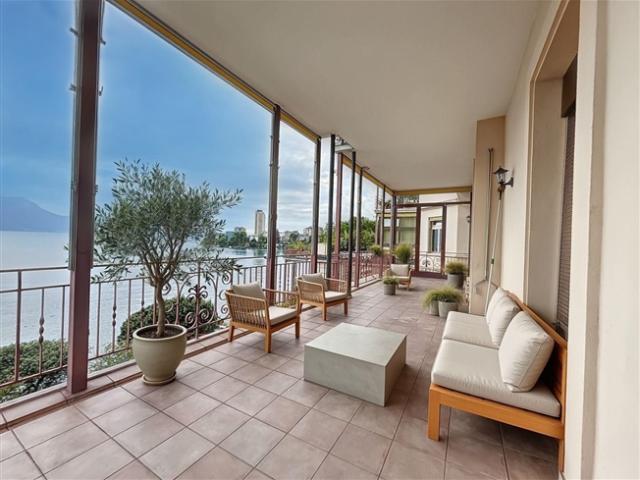 Großzügige renovierte Wohnung | Blick auf den See | Montreux