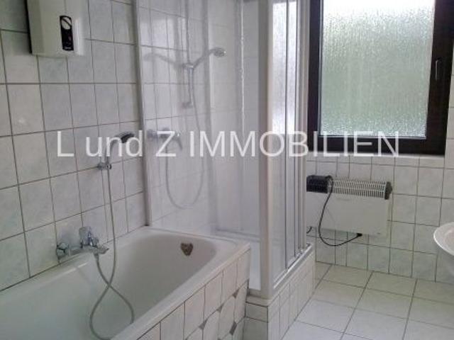 Großzügige ruhige 3 Zimmer Wohnung mit Balkon
