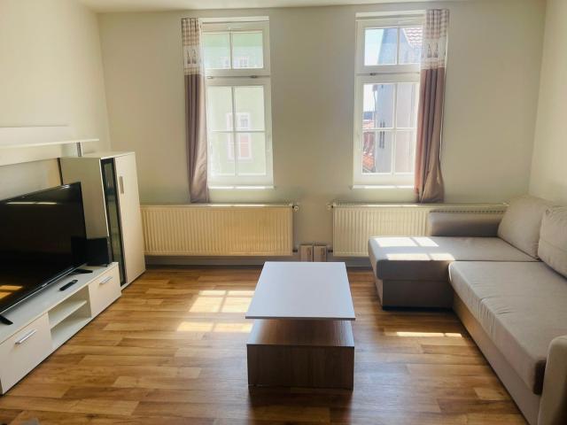 Großzügige, sehr gepflegte, helle 2 Raum Wohnung im Herzen der Stadt