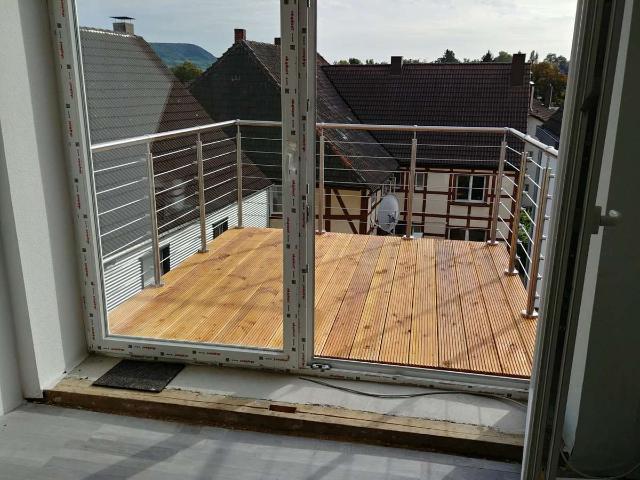 Großzügige, sehr helle Wohnung mit Balkon in der Innenstadt von Stadtoldendorf