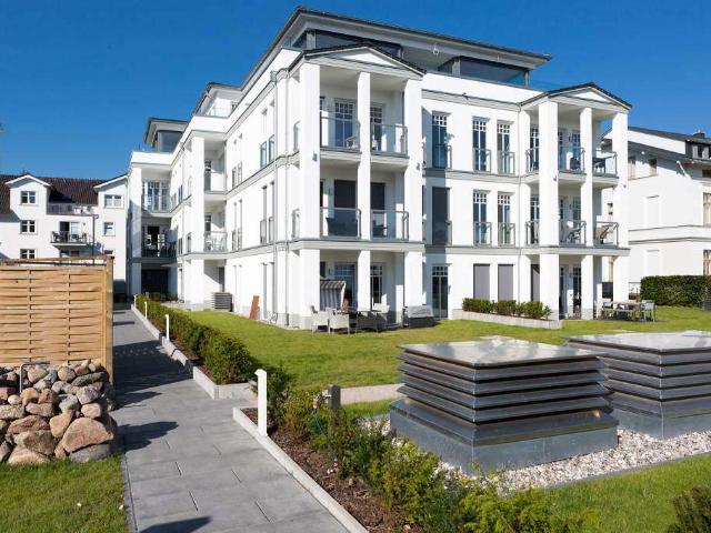 Großzügige, stylische Terrassenwohnung mit 4 Zimmern in direkter Promenadenlage im Kaiserbad Ahlbeck