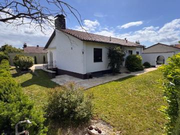 Großzügiger Bungalow auf 653 m² Grundstück mit Ausbaupotenzial –