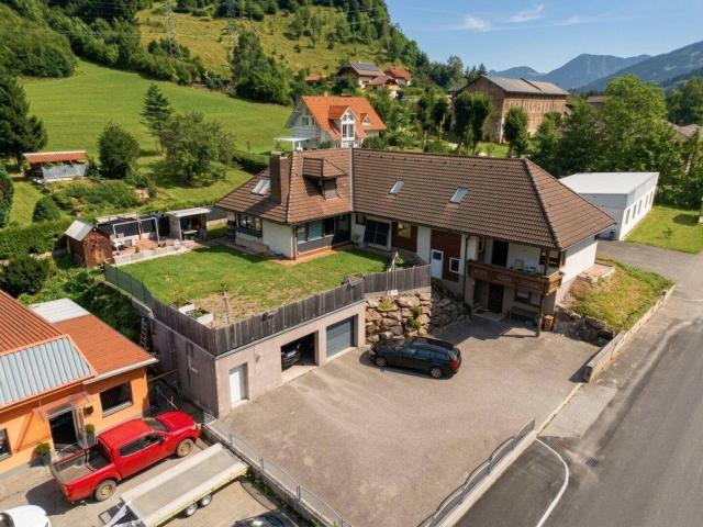 Großzügiger Bungalow mit ausgebautem Keller und 3 PKW Garage – nahe Leopoldsteiner See und Skigebiet, nur ca. 30 Minuten von Leoben