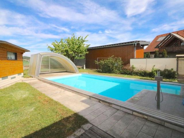 Großzügiger Bungalow mit Wellnessparadies und Traumhaftem Außenbereich