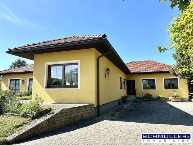 BESTBIETERVERFAHREN! Bungalow mit 2 Wohneinheiten und Nebengebäude