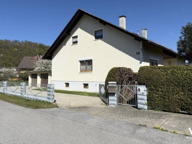 Großzügiger Bungalow mit 5 Zimmern, Garten und Doppelgarage in ruhiger Lage von Gratkorn