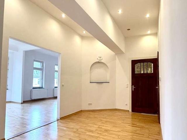 Grosszügiger, heller und ruhiger Altbau zwischen Pempelfort und Derendorf – provisionsfrei