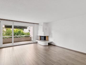 Grosszügiger Layout – Cheminée – Balkon – ideale Lage!