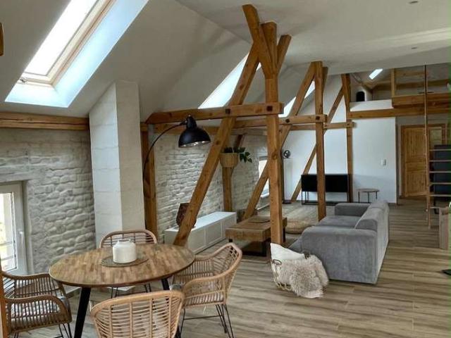 großzügiger Schnitt, Fussbodenheizung, große Terrasse, ruhige Lage