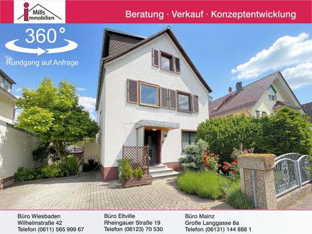Großzügiges 1 2 Familienhaus mit Terrasse und traumhaftem Garten in Top Wohnlage
