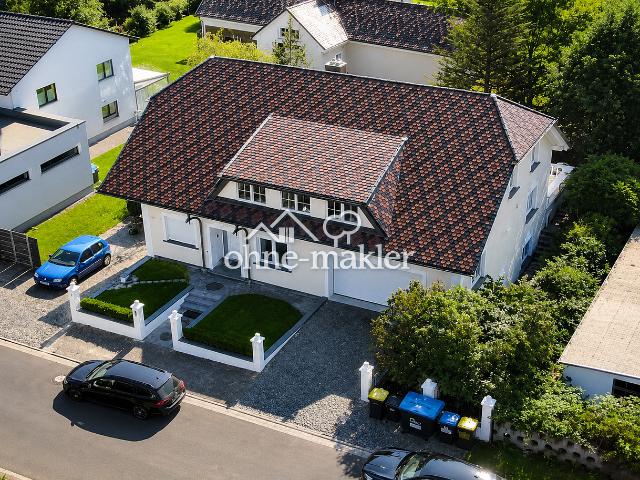 Großzügiges 1–3 Familienhaus mit Garten in ruhiger Lage von Markkleeberg