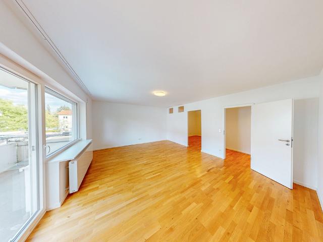 Großzügiges 1 Zimmer Apartment mit Balkon