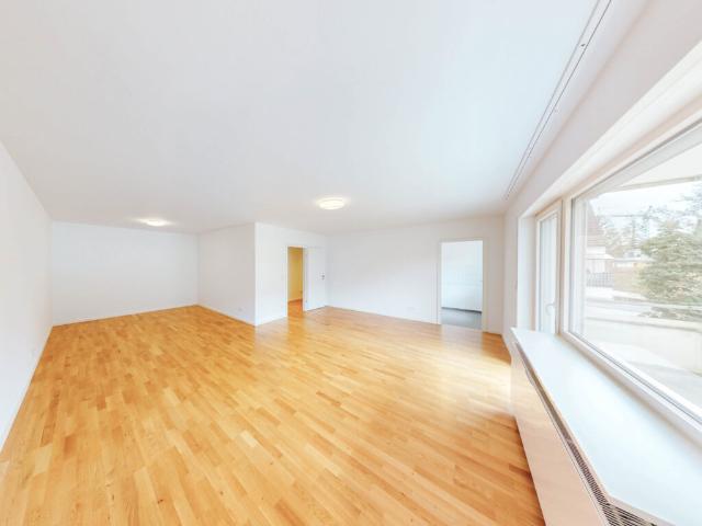 Großzügiges 1 Zimmer Apartment mit Balkon